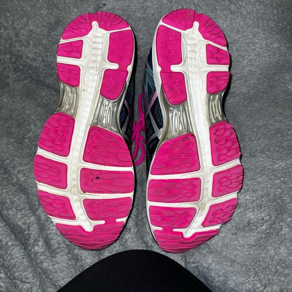 ASICS Gel Cumulus 18 - Picture 3 of 4